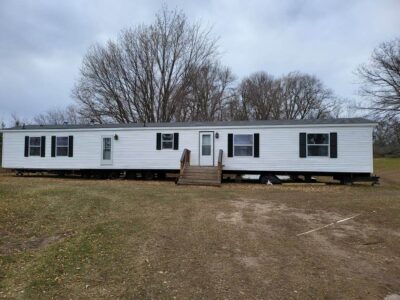 16x80 Trailer House 3 Bedroom 2 Full Bath (To be moved)