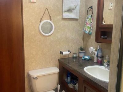 Used 2020 Trailer House - $29,000 (Port Aransas)