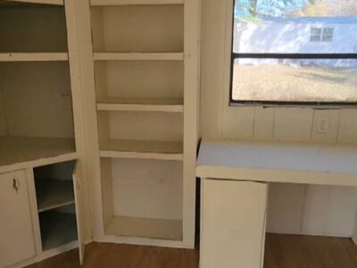 1988 2 bd Mobile Home With Two Bath