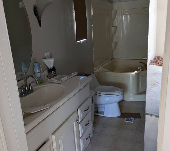 1568ft² - Vintage Mobile Home for Sale 3B/2Ba Double Wide